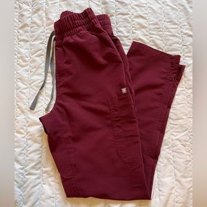 Figs Burgundy XS high waisted Yola scrub pant